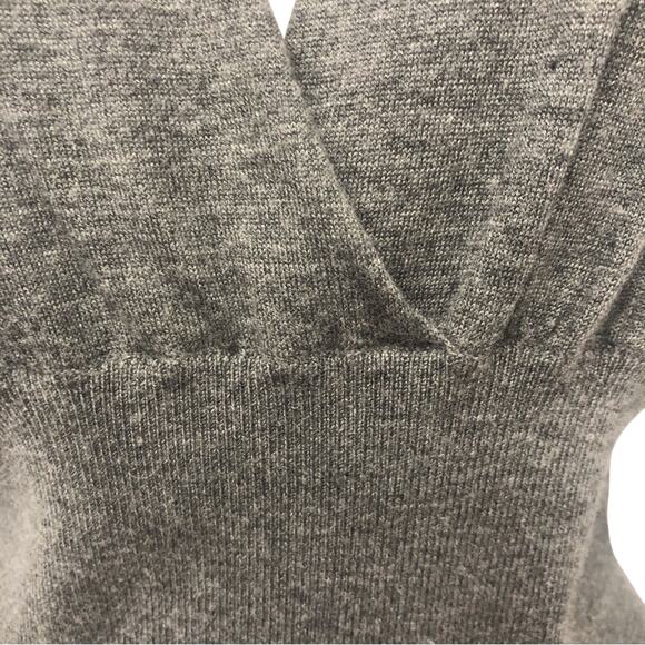 Expresss Gray Knit Sweater - Picture 14 of 16